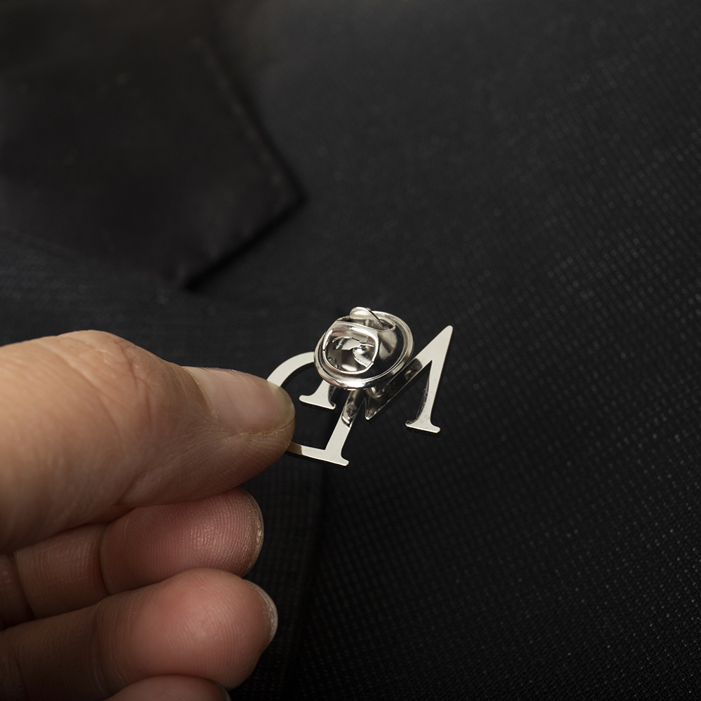 Tangula broche de iniciais per - Men'S Grooming avaliação e preço